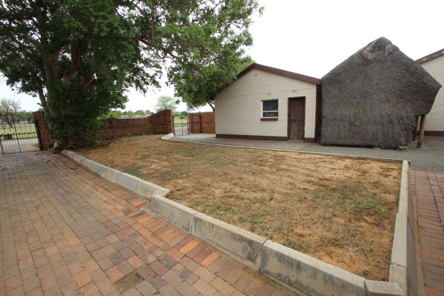  Bedroom Property for Sale in Bedelia Free State